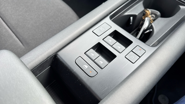 Hyundai IONIQ 6 168kW Premium 77kWh 4dr Auto Electric Saloon